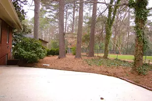 3407 Coleridge Dr, Raleigh, NC 27609 - Photo 15