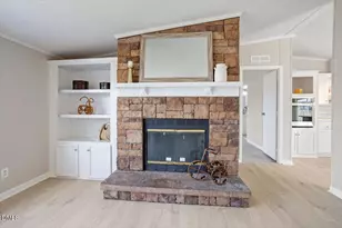 371 Woodland Church Rd, Mar-Mac, NC 28333 - Photo 15