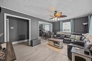 860 Nelson St, Henderson, NC 27536 - Photo 9