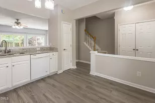 113 Sterling Oaks Ct, Morrisville, NC 27560 - Photo 9