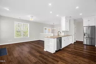 3047 Winston Dr, Burlington, NC 27215 - Photo 7