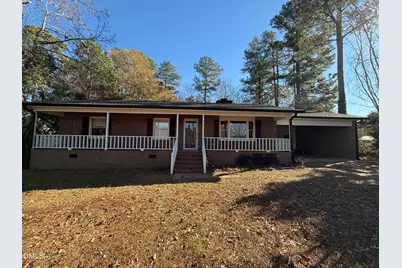 634 E Sanders Street, Four Oaks, NC 27524 - Photo 1