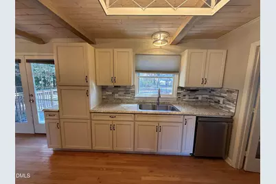 634 E Sanders Street, Four Oaks, NC 27524 - Photo 11