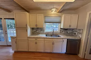 634 E Sanders St, Four Oaks, NC 27524 - Photo 11