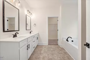 105 Oxford Ct, La Grange, NC 28551 - Photo 23