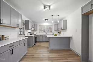 5112 Laurie Dr, Raleigh, NC 27606 - Photo 11