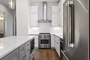 1521 Sunrise Ave, Raleigh, NC 27608 - Photo 19