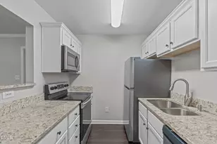 2308 Myron Dr, Raleigh, NC 27607 - Photo 9