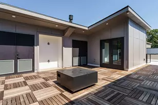 1525 Urban Trce Ln, Raleigh, NC 27608 - Photo 3