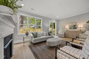 811 Maple Berry Ln, Raleigh, NC 27607 - Photo 9