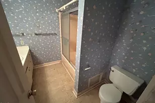 2912 Oxford Rd, Henderson, NC 27536 - Photo 25