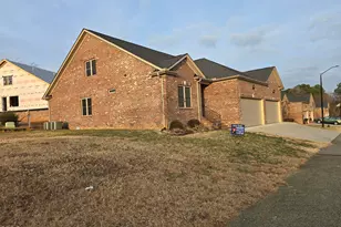 933 Arrowhead Ct, Mebane, NC 27302 - Photo 5