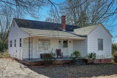 805 E Haggard Avenue, Elon, NC 27244 - Photo 5