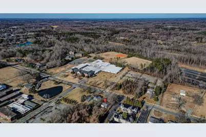 805 E Haggard Avenue, Elon, NC 27244 - Photo 9