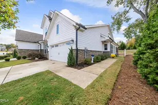 717 Churton Pl, Cary, NC 27518 - Photo 3