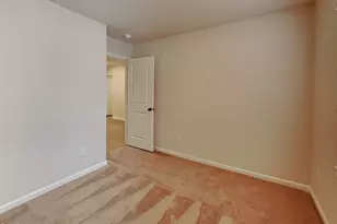 25 Neuse Hollow Ct, Clayton, NC 27527 - Photo 11