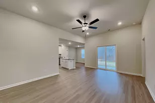 25 Neuse Hollow Ct, Clayton, NC 27527 - Photo 3