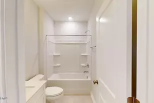 2724 Hunter Woods Dr, Apex, NC 27502 - Photo 27