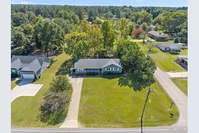 201 McLeod Avenue, Broadway, NC 27505 - Photo 3