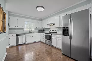 201 McLeod Ave, Broadway, NC 27505 - Photo 5