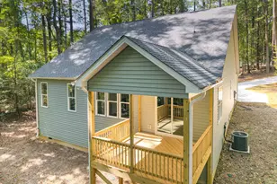 3258 Yorkshire Cir, Sanford, NC 27332 - Photo 3