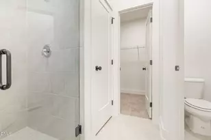 3260 Yorkshire Cir, Sanford, NC 27332 - Photo 7