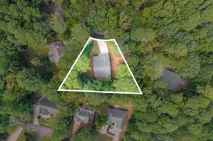 3260 Yorkshire Cir, Sanford, NC 27332 - Photo 9