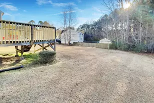 1247 Braemar Highland Dr, Zebulon, NC 27597 - Photo 15