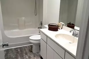 1231 Shamrock Dr, Burlington, NC 27215 - Photo 15