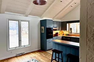 1231 Shamrock Dr, Burlington, NC 27215 - Photo 7