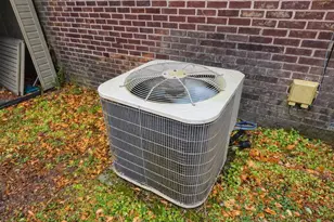 1313 Proctor St, Rocky Mount, NC 27801 - Photo 5