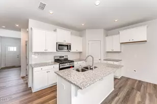 146 Starlet Rdg Wy, Clayton, NC 27520 - Photo 5