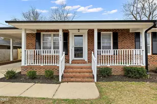 303 Wren Ln, Clayton, NC 27520 - Photo 5