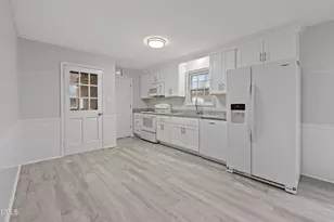 303 Wren Ln, Clayton, NC 27520 - Photo 13