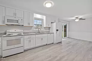 303 Wren Ln, Clayton, NC 27520 - Photo 15