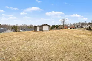 2070 Haw River Hopedale Rd, Burlington, NC 27217 - Photo 29