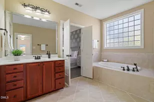 2512 Thurrock Dr, Apex, NC 27539 - Photo 29