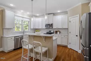 2512 Thurrock Dr, Apex, NC 27539 - Photo 13