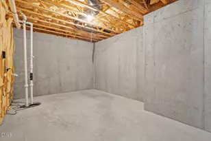 2512 Thurrock Dr, Apex, NC 27539 - Photo 37