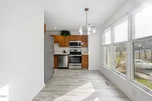 101 Thomas Ln, Carrboro, NC 27510 - Photo 7