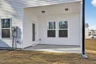 586 Barrington Row Ave, Zebulon, NC 27597 - Photo 25