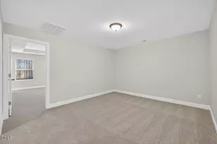 586 Barrington Row Ave, Zebulon, NC 27597 - Photo 11