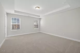 586 Barrington Row Ave, Zebulon, NC 27597 - Photo 13