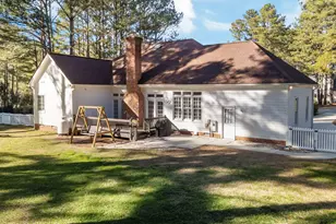 9212 Hunters Greene Dr, Zebulon, NC 27597 - Photo 3