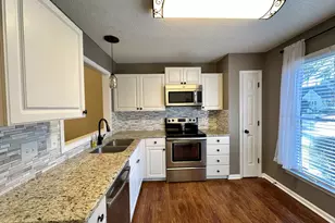 7020 Epping Forest Dr, Raleigh, NC 27613 - Photo 3