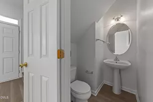 204 McCarthy Dr, Clayton, NC 27527 - Photo 11