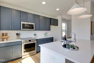 400 Blackwell Dr, Chapel Hill, NC 27514 - Photo 11