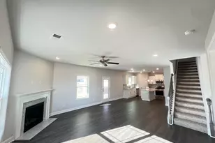 9200 Byron Ct, Bailey, NC 27807 - Photo 5