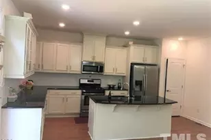 725 Edgewater Ridge Ct, Apex, NC 27502 - Photo 7