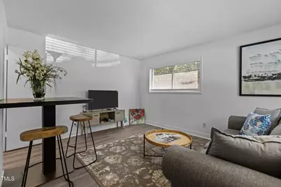1 Shepherd Lane #B4, Chapel Hill, NC 27514 - Photo 5